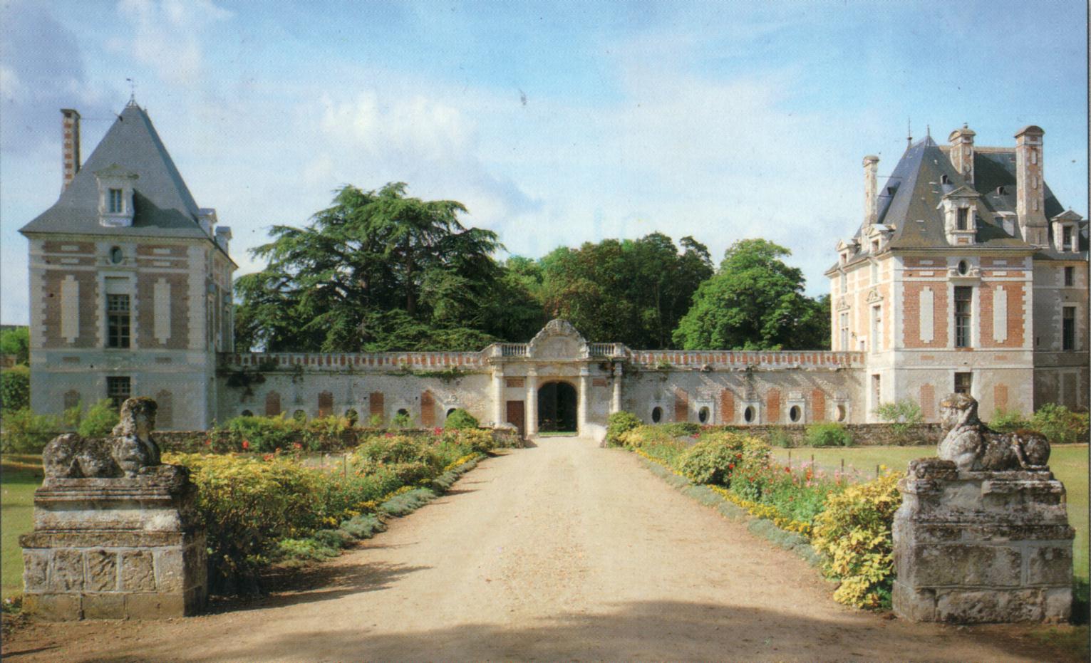 FRANCE, LOIR-ET-CHER, SELLES-SUR-CHER, CHATEAU